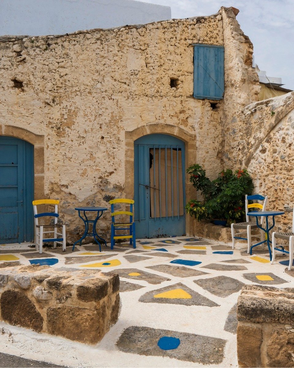 GreekPictures's tweet photo. Wandering through #Kritsa, one of #Crete’s most traditional villages, where old stone houses and colourful details turn simple corners into something memorable. 🇬🇷
📷 @anek_lines https://t.co/ZYxipWt9qF