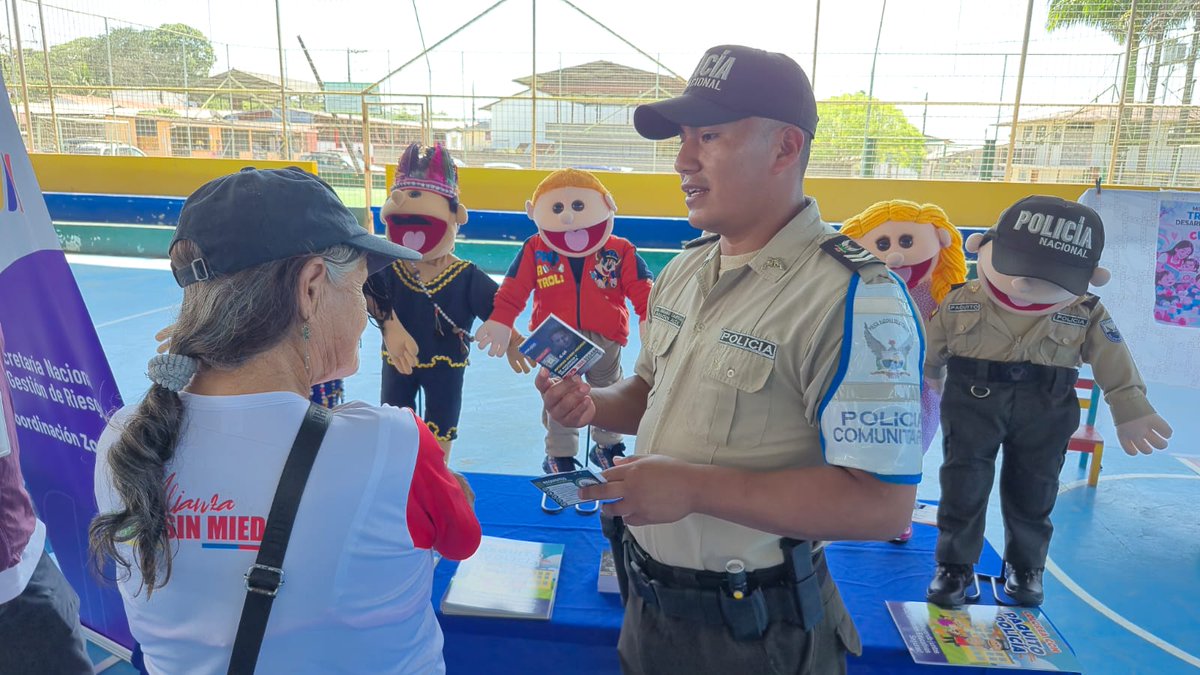 Zona2MTDH's tweet photo. 📍#Napo | Con la Brigada Social por el Nuevo Ecuador, llegamos a la parroquia Puerto Napo del cantón Tena, acercando los servicios del Estado a las familias de la Amazonía.
#MTDHEnTerritorio
#GobiernoDelEcuador https://t.co/3aoYO8tXMD