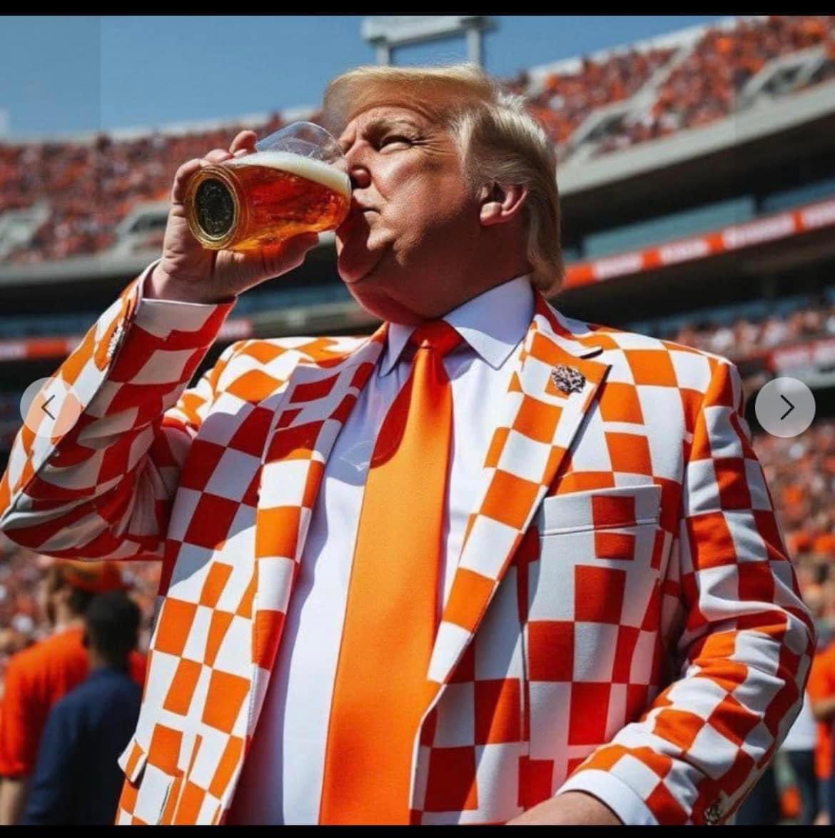 mt_smoky's tweet photo. GO VOLS!🍊🍊🍊🍊🍊 https://t.co/KYKeXze1ky