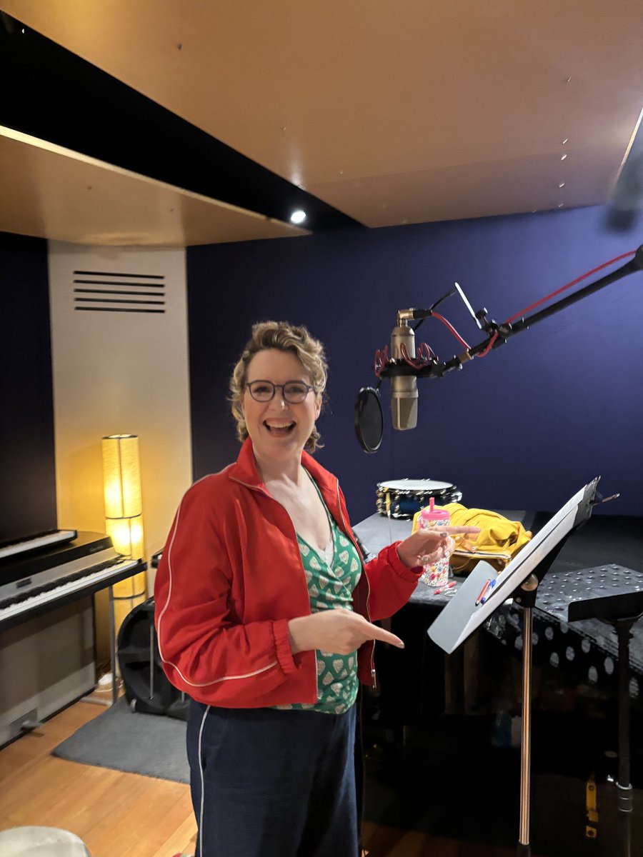 TheDonnaBurke's tweet photo. 久しぶりにスタジオでレイジングハートの収録！
すごく楽しかったです💎 
So much fun to be back in the studio as Raising Heart! 💎
Blu-ray Vol.3 12月9日発売 / Out 9 December 
✨ @exgv_official
#なのはEXGV #リリカルなのは #レイジングハート #Nanoha #RaisingHeart https://t.co/85R1QMuwFZ