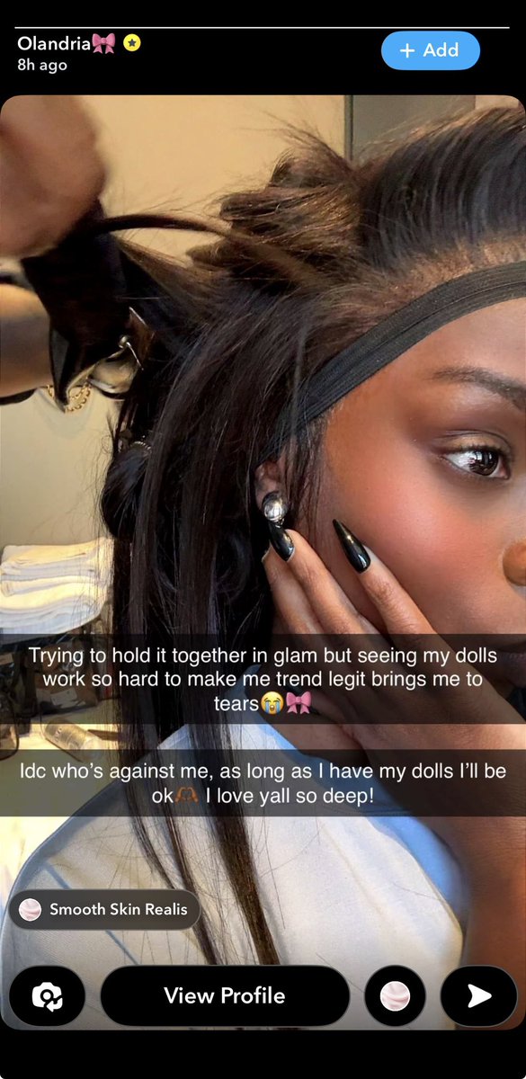seiyasfemme's tweet photo. the way she has convinced her fans that they're doing something worthwhile by making her trend on an app that's been fully engrossed in the massachusetts lesbian bar for two days https://t.co/ZRMt91FW0y