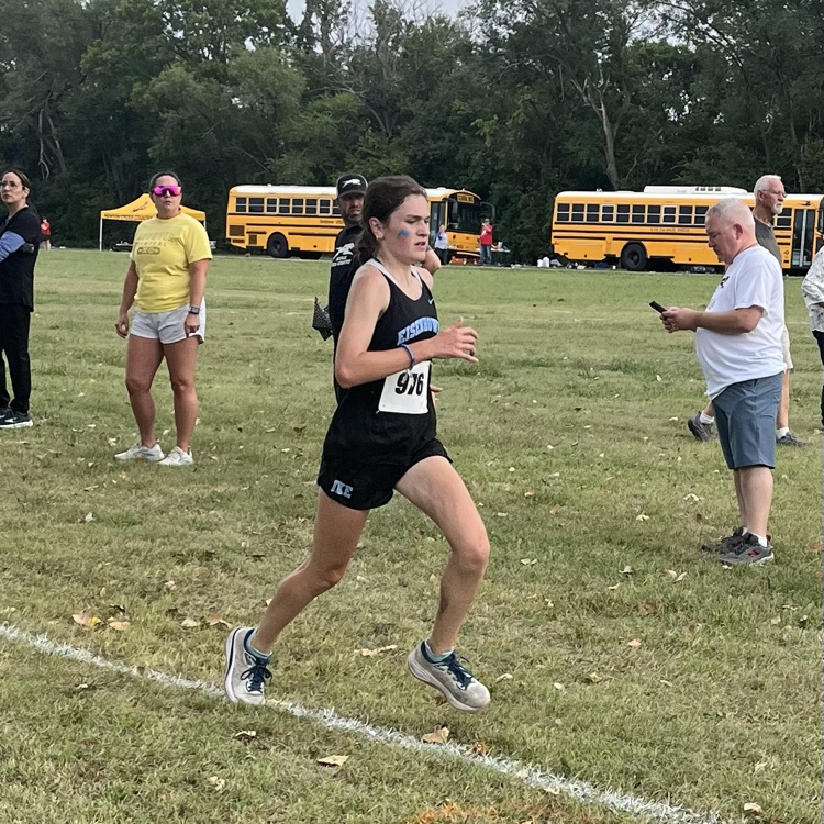 USD265_EHS's tweet photo. EHS Cross Country on the course at Lake Afton. Go Tigers! https://t.co/vjONiBFYpL