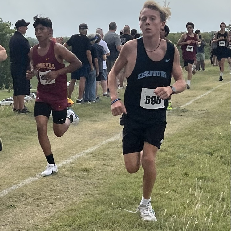 USD265_EHS's tweet photo. EHS Cross Country on the course at Lake Afton. Go Tigers! https://t.co/vjONiBFYpL