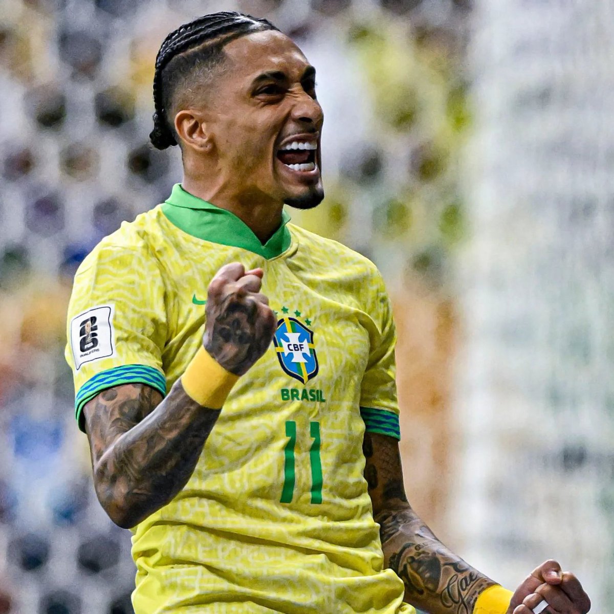 ActuFoot_'s tweet photo. 🚨🚨 Plus de Neymar avec le Brésil… RAPHINHA RÉCUPÈRE LE NUMÉRO 🔟 EN SÉLECTION !!! 🇧🇷👕

🗞️ officiel https://t.co/NR9hnwehV4