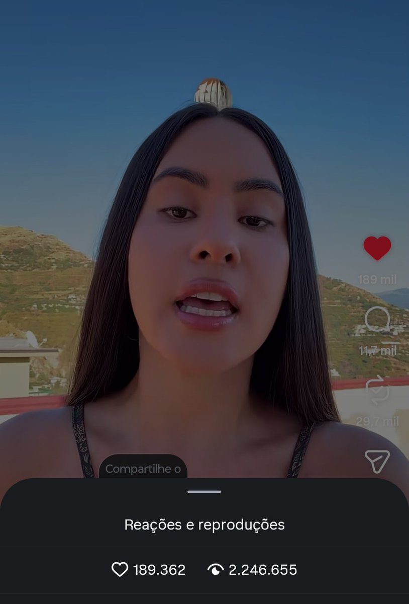 erikamcoelho's tweet photo. Reclamou do silêncio da mídia nacional, fez vídeo, saiu em praticamente todas as pág nacionais, repost da @Anitta do @MiltonCunha, deu voz ao problema, vai bater 200k likes e já ultrapassou 2M de visu. Ela tem mta credibilidade. O resto, é choro de invejoso! Isa, tu é foda! https://t.co/2LDKMTRmnr