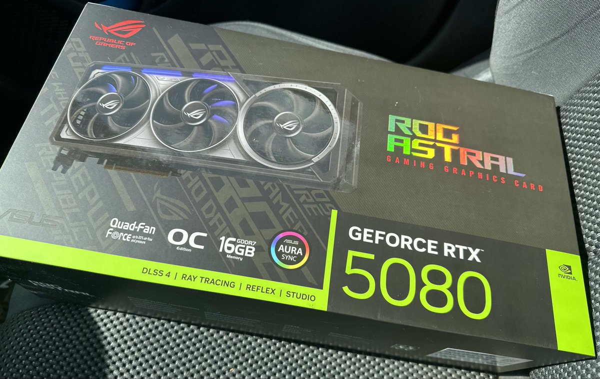 GR3TORP's tweet photo. 🤯 RTX 5080 @ASUS Astral!!! https://t.co/gxXaqueaZm
