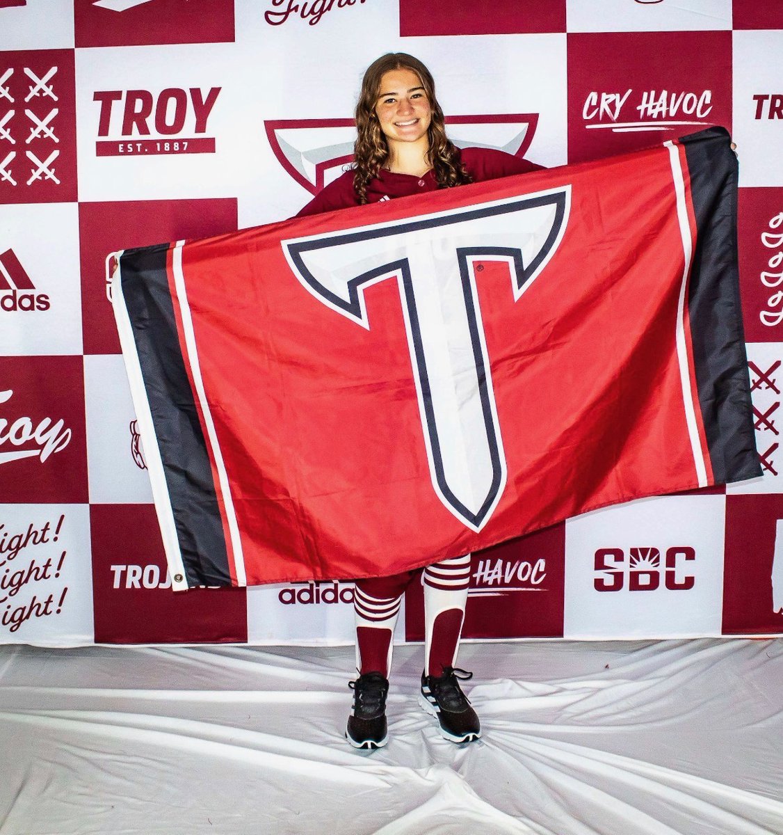 laylatermunde's tweet photo. Thanks for an incredible visit @TroyTrojansSB!

@e_newellcoach @ElizabethH_99_ @MackPuck01 @NateTompkins @RedHawkSB @BanditsGlass https://t.co/DdvaYzmbYl