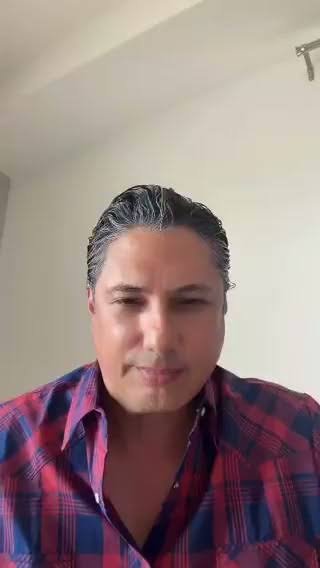 politicsecu's tweet photo. 📍"Noboa va a capturar a Rafael Correa. Noboa no tiene miedo de encarcelarlo porque Correa solo es un delincuente prófugo, igual que tantos", manifestó Fernando Balda, Activista Político . https://t.co/3gxn1ODEfv