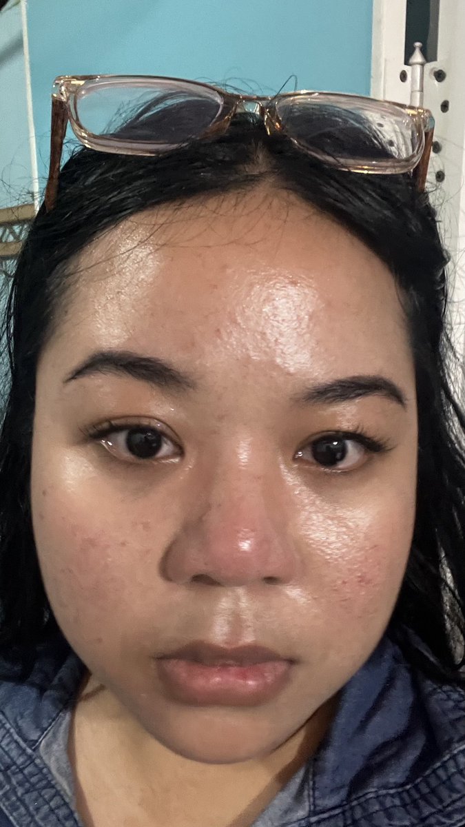 messsyy91's tweet photo. ngetik panjang bgt karna bener2 gakuat n yaaa pecah, semua unek2 tak keluarin berujung lari ke kamar mandi dan ambil wudhu trs solat isya ben gak ketok nek nangiss🤣🫵🏻 https://t.co/ciB09MDQlf
