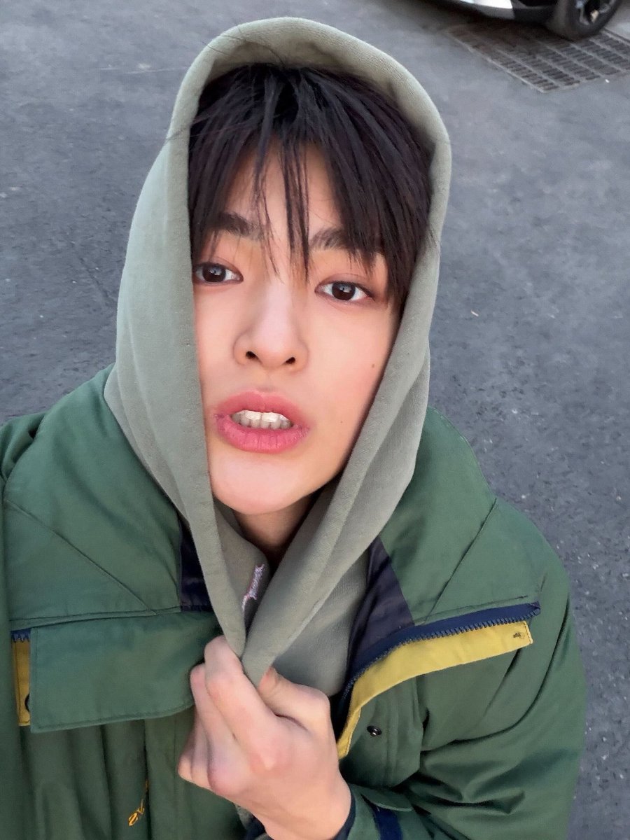 kkeeoonnho's tweet photo. 건호 덮머 사랑하는 사람?!?!??
일단 저요. 제발저요. https://t.co/dWNtPpH1QS