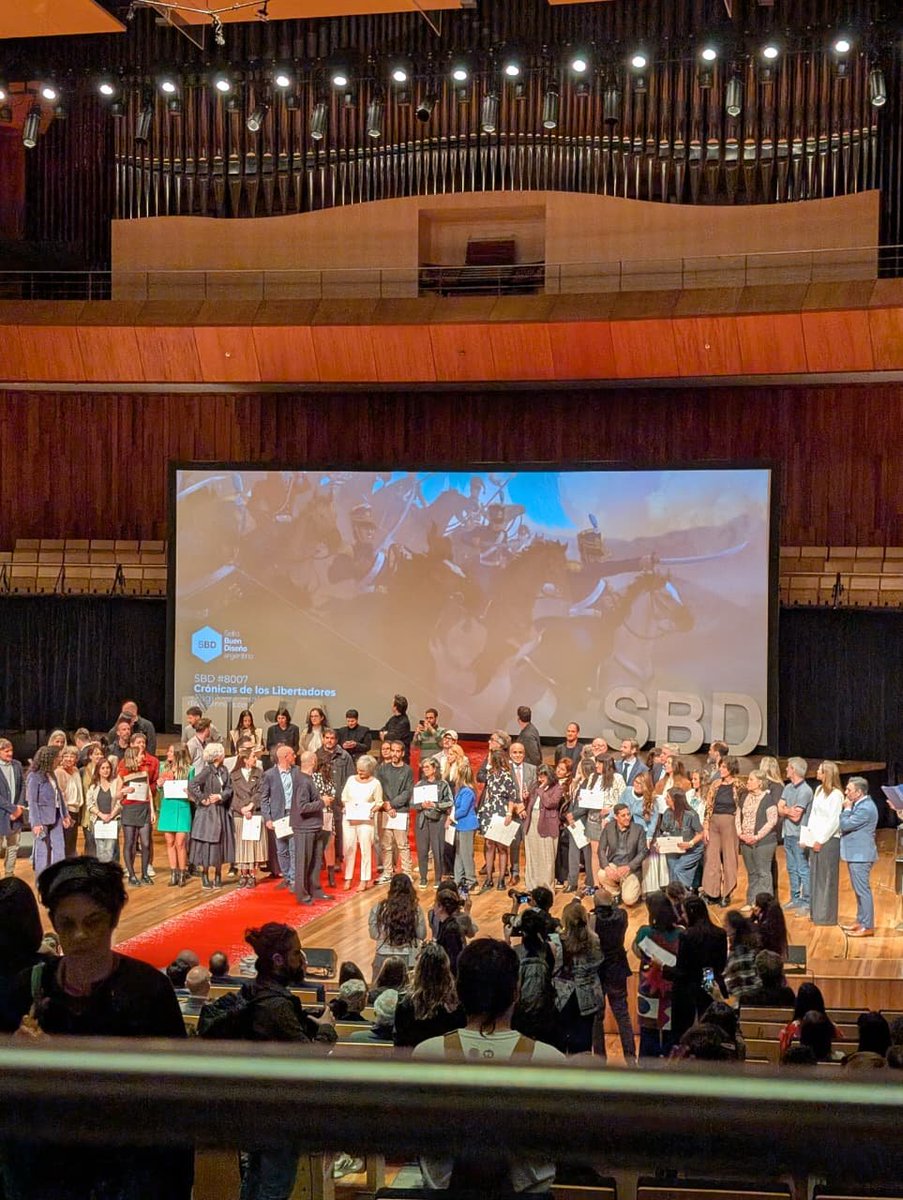 playliberators's tweet photo. Recibimos la distinción Sello Buen Diseño Argentino en el Salón Nacional del Palacio Libertad!
#SBD #SBDArgentino #Accolade #GameDesign #PalacioLibertad #IndieGame #IndustriaArgentina https://t.co/daJly3fl7C