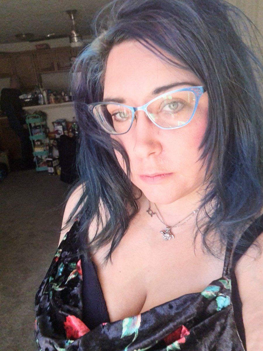 WensdaiAmbrose's tweet photo. Did you know sun light can penetrate clean ocean water up to a depth of 73m? (240 feet)

#sunshine #sunlight #selfies #thursdayselfies https://t.co/iCSWeNjJQg