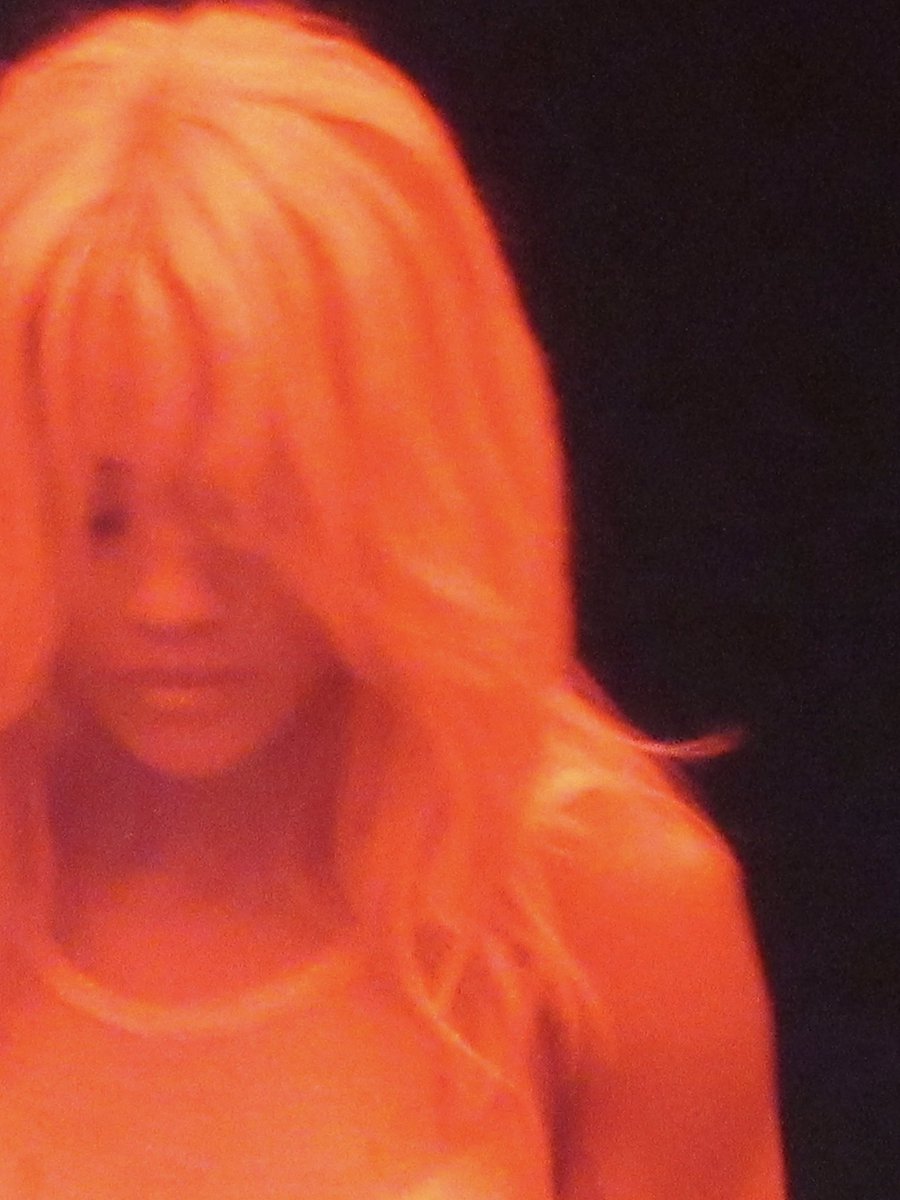 RitaOra's tweet photo. Talk to me https://t.co/7xDAsXTH8t