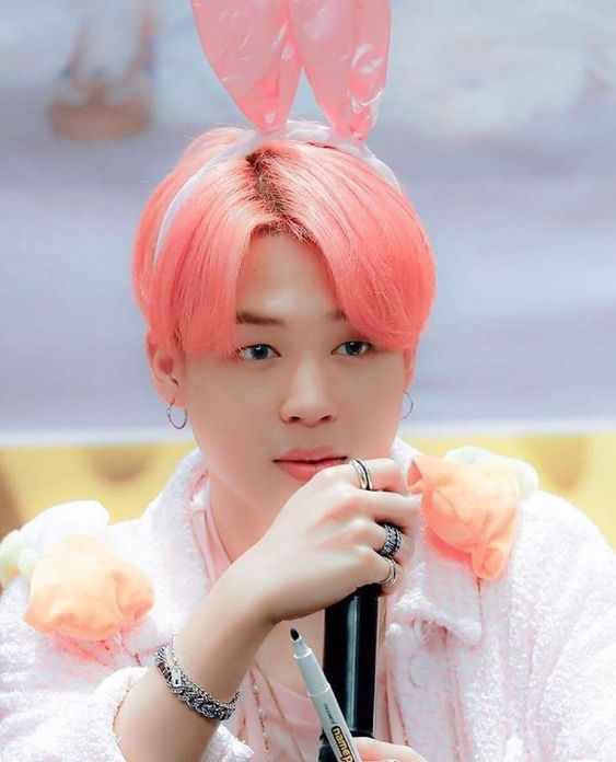 Av_ky101's tweet photo. To participate in the event on April 27, 2019, fans had to purchase copies of *Map of the Soul: Persona* specifically from the Soundwave website or retail locations during a designated period.
#Pink #Jimin https://t.co/aPuYwy0Bqz