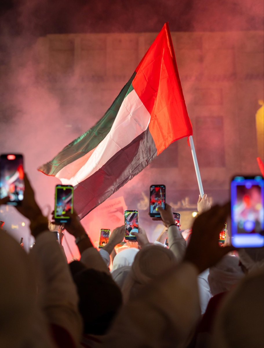 vx3in's tweet photo. ارفعه عالياً ليبقى شامخاً https://t.co/yyT76mkQJY