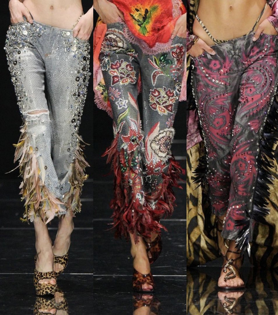 Lesflappers's tweet photo. Roberto Cavalli SS27 pants •*🐆🦜🌺*~ https://t.co/P2zInWmmhA
