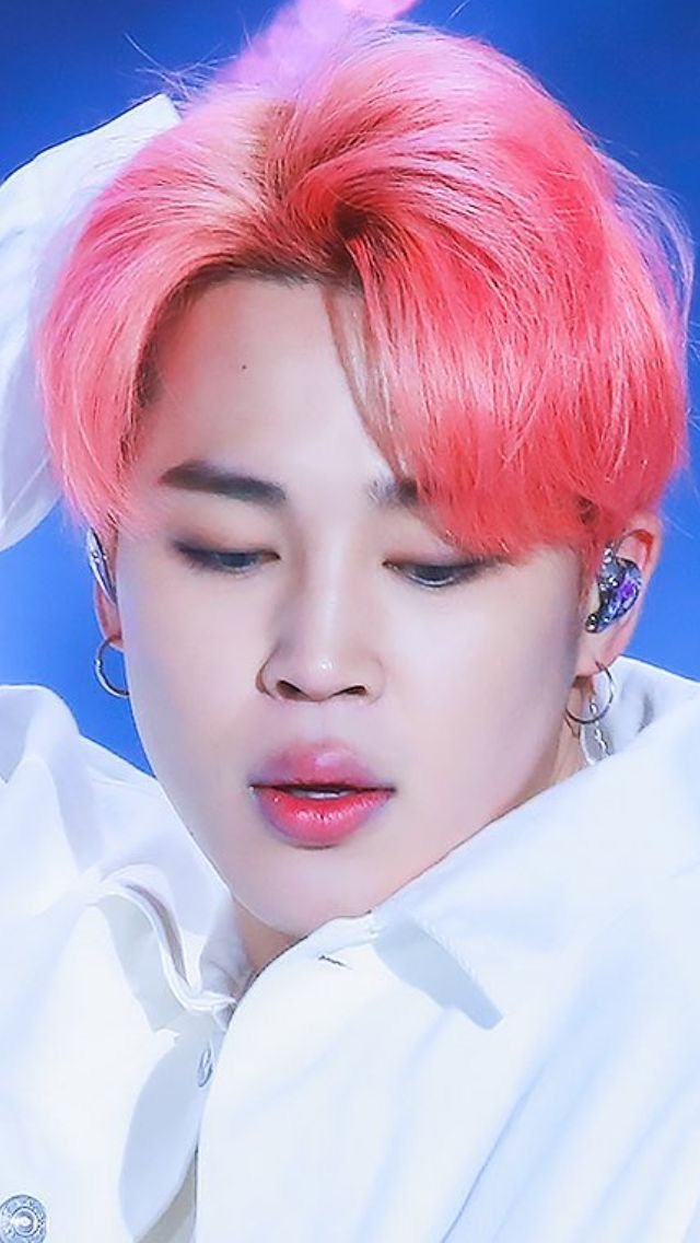Av_ky101's tweet photo. 190428 SBS Inkigayo Super Concert in Gwangju
#Jimin #PinkHair #BoyWithLuv era https://t.co/dbszjtbJLC