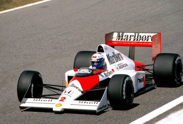 1980sF1OTD's tweet photo. 🇵🇹 Portuguese Grand Prix, Estoril, 24 September 1989.

1 🇦🇹 Gerhard Berger    Ferrari 🏁🏆🍾
2 🇫🇷 Alain Prost    McLaren-Honda 🏆🍾 
3 🇸🇪 Stefan Johansson    Onyx-Ford 🏆🍾

1/2

© Getty Images #F1 https://t.co/Lygx8uT4L0