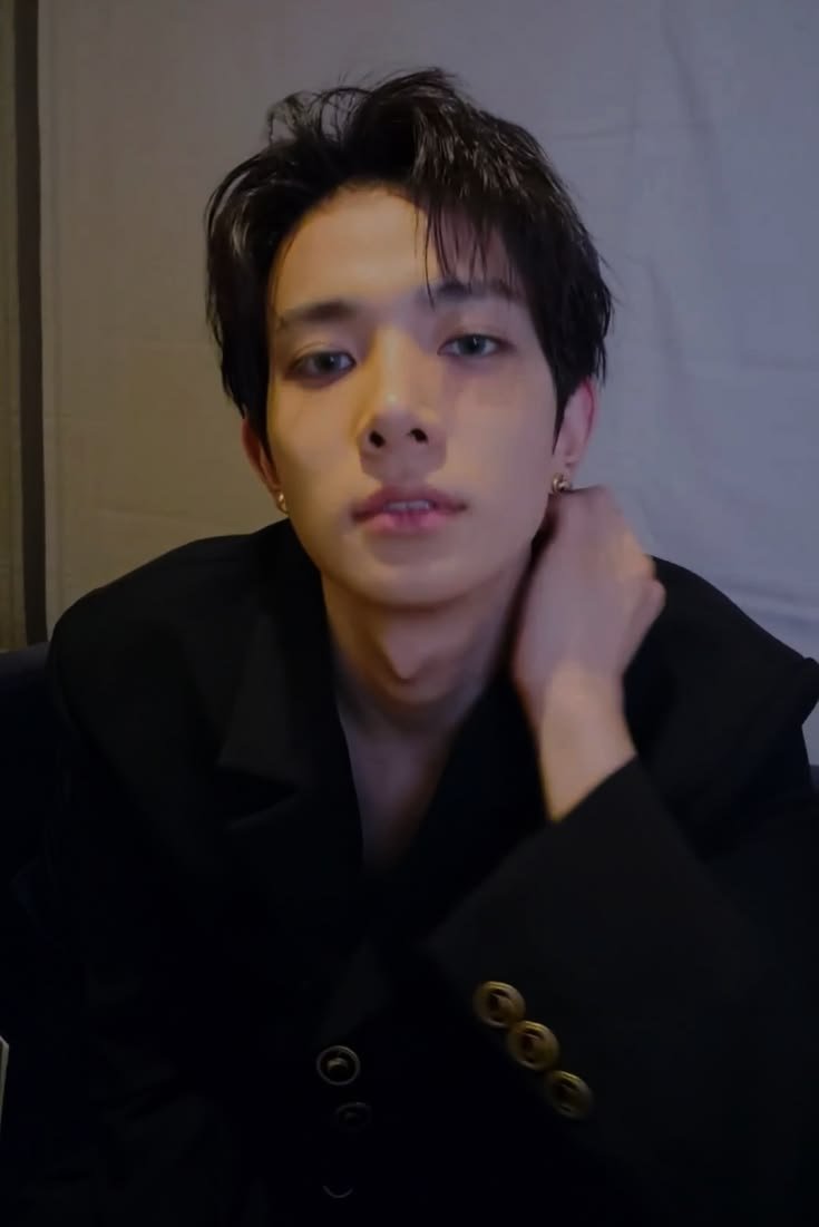 heevaness's tweet photo. i can't stop thinking about this live
he was so fine💔 https://t.co/RRAbLDmwXJ