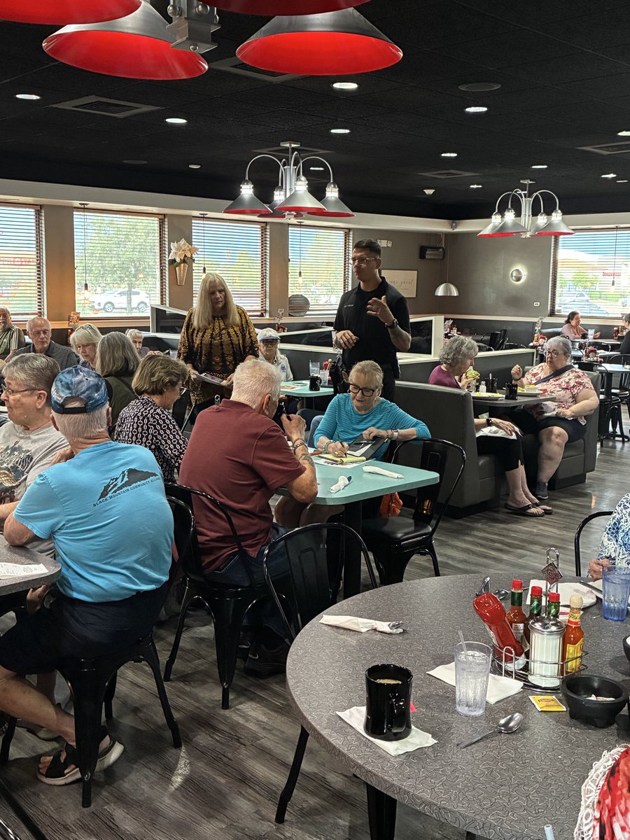KateMcGeeAZ's tweet photo. As chair of the Maricopa County Board of Supervisors, public safety has always been my top priority. Coffee with a Cop is a great opportunity to hear from our officers about the work they are doing. We were lucky enough to have two such events in as many days. Thank you to the Black Mountain and Desert Horizon Police precincts for all you do.