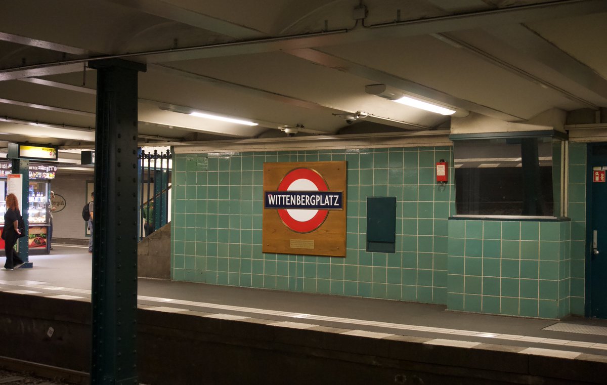 FactsTfL's tweet photo. Did you know, Wittenburgplatz in West Berlin has a London Underground Roundel. 

It was gifted to Germany in 1952 to mark 50 years of the Berlin U-Bahn. https://t.co/KpPE9Q4heE