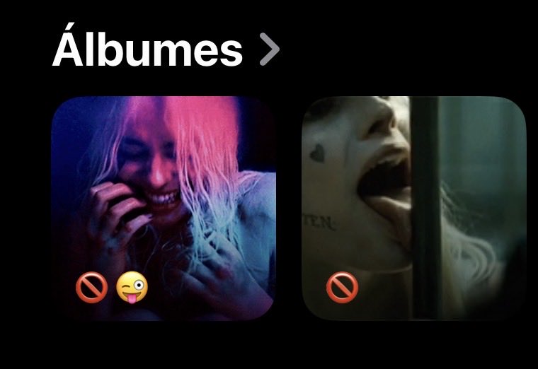 kitty13145514's tweet photo. Mutis tengo estos dos albums adivinen k hay dentro de ellos 🤣😜 https://t.co/XEvYks9FoS