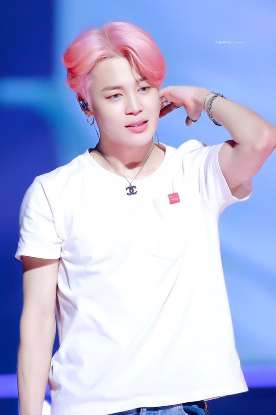 Av_ky101's tweet photo. 190112 LYS TOUR NAGOYA D1 #Pink_Jimin https://t.co/FZv6oxxe3p