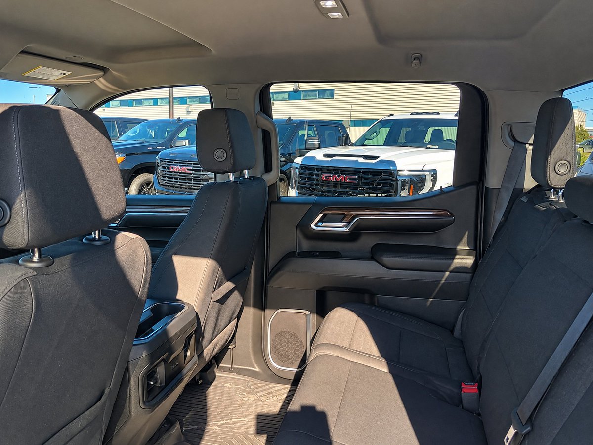 Tardif_GM's tweet photo. 🤍 Silverado 1500 blanc, ensemble Z71. FX a testé le marchepied. 😄
199 $/sem. sur 7 ans à 5,59 % (taux certifié).
Tardif GM, LA place en région 👇
📞 819-732-5314 | 🖥 https://t.co/XqJXoOSMGc | 📍 1222 Route 111 Est, Amos
#TardifGM #Silverado #Z71 #Amos #Abitibi https://t.co/hGqhL4nME1
