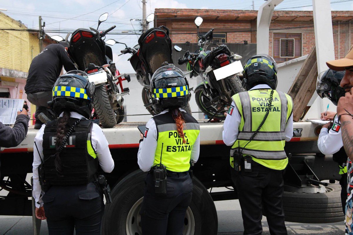 NovedadViolenta's tweet photo. La Secretaría de Seguridad de Jalisco alertó sobre el riesgo de usar transporte en moto por apps. Además de violar la Ley de Movilidad con multas de hasta 23 mil pesos, provocó un alza en percances viales y casos de acoso hacia las usuarias. https://t.co/Sytm9agv3a