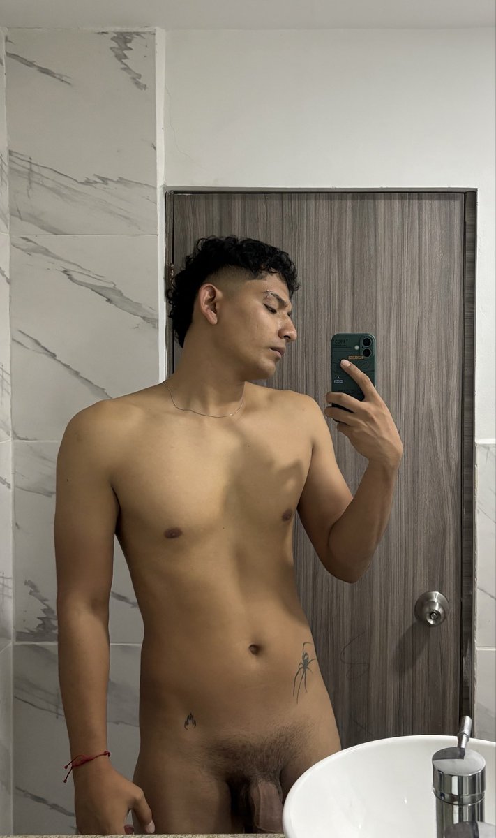 Junior_osorio_'s tweet photo. https://t.co/Ydx1dfDyZL

Dale Rt y suscríbete 🥴 para ver más videos 🍆😜 https://t.co/OkEUjTNzLs