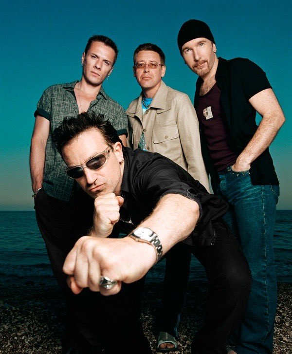 updaterosalia's tweet photo. ROSALÍA does not appear on “The Mirror Maker (Rosalía)”, a track from U2’s upcoming album, ‘Carnaval De Luz’. 

She served as an INSPIRATION for the song, which bears her name in the title. https://t.co/jYx3Isa1v5