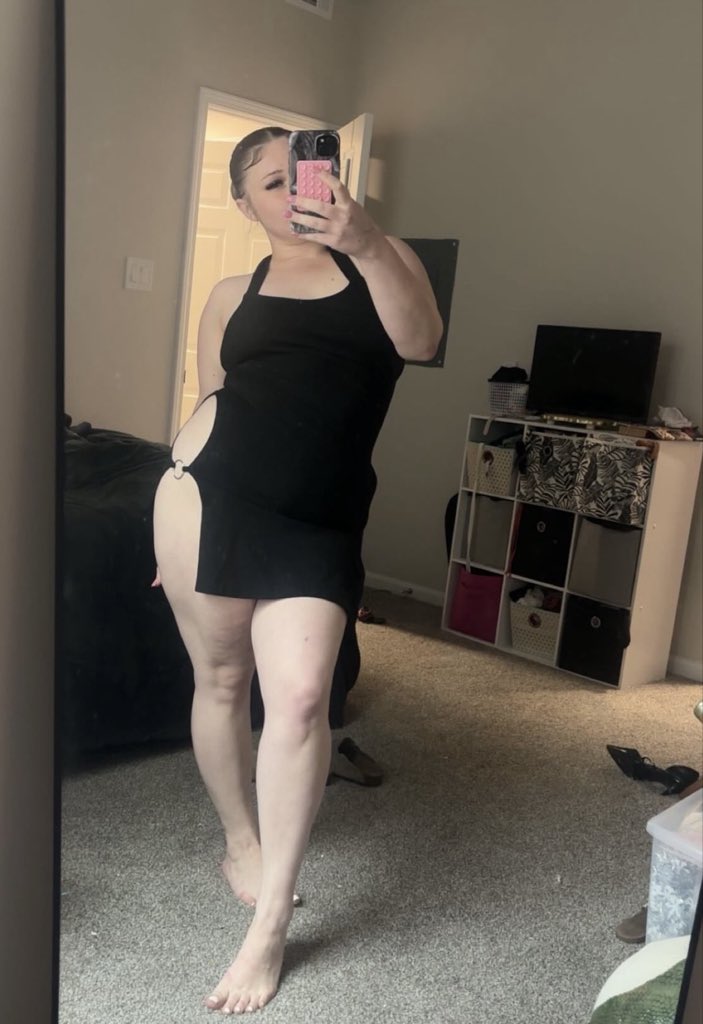 delaneyy_anne's tweet photo. Can a guy rate me 💕 https://t.co/FFohcmSVLv