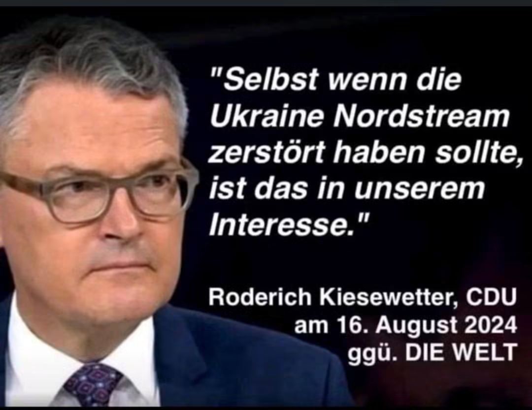 MichaelRoder4's tweet photo. Vielleicht in nicht allzu ferner Zukunft wird dieser Deutschland und Russlandhasser nach Den Haag überstellt  ? https://t.co/uCMRs9GQPF