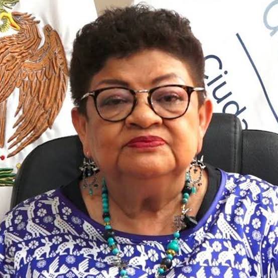 Rey_Fifi's tweet photo. ¿Así que @UlisesLaraLopez, el que “estudió derecho” EN UN DÍA para poder ocupar un cargo en la @FiscaliaCDMX, el que estuvo casado con la #MinistraBurra @LeniaBatres, se ROBÓ UN MILLÓN DE DÓLARES en la @FGRMexico y @ErnestinaGodoy_ y la #NarcoPresidenta @Claudiashein solo lo despidieron “por motivos personales”, sin iniciar ninguna acción en su contra?

Menos mal que Ulises no hizo memes contra el #NarcoRégimen porque ya lo habrían refundido en el bote.

Pobre México.

- Palabra del Rey