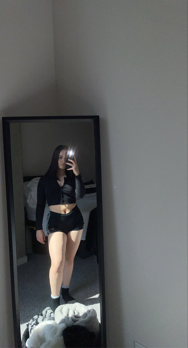 bayfun00's tweet photo. Who wants to tag team my girl? She’s been begging to be filled from both sides. #atx #satx #sf #sanfrancisco #swingers #hotwife #slut #mfm #3sum #threesome #swap #freeuse https://t.co/YXGJGmdoWV