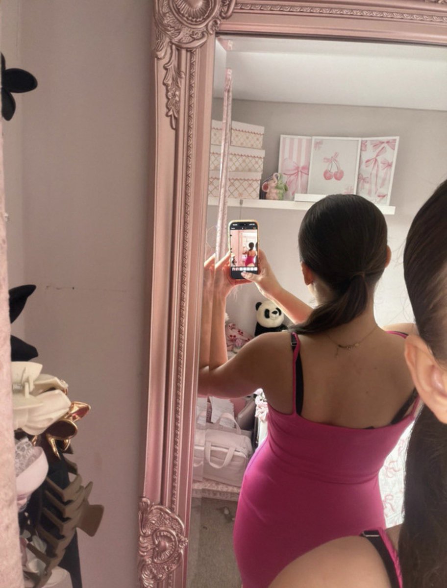 VINTED_BOPS's tweet photo. Vinted
Hot pink long dress
elizaxoellz

https://t.co/2ckXNqbABd https://t.co/ODJ1ofk1gw