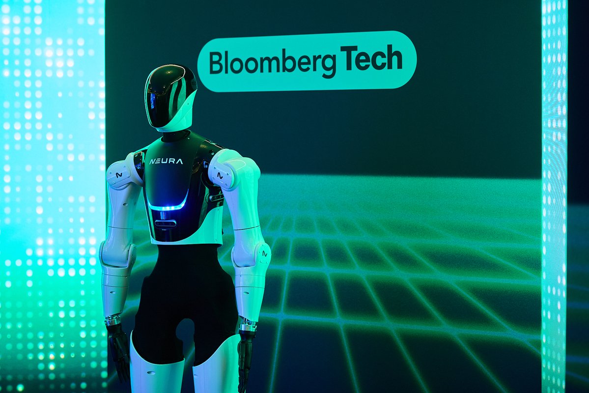 BloombergLive's tweet photo. See emerging technologies up close. Hear directly from the leaders putting them to work.
#BloombergTech London moves beyond the breakthrough to examine real-world business impact.
Learn more here
https://t.co/FY9D9ZLc8c https://t.co/FfRnyTENAU