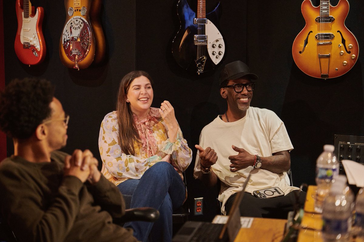 BoyzIIMen's tweet photo. It was an honor to be working with the incomparable @ladya on this new track for @thechosentv

“I Love The One” is out everywhere tomorrow. We can’t wait for you to hear it. 🙏🏾 https://t.co/vVejXub4wY