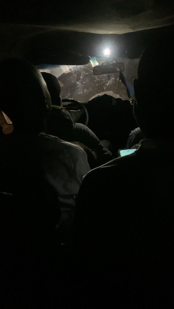manra_cordo14's tweet photo. I for enter uber but bus drivers have families to feed https://t.co/ONKXZ8HMaF