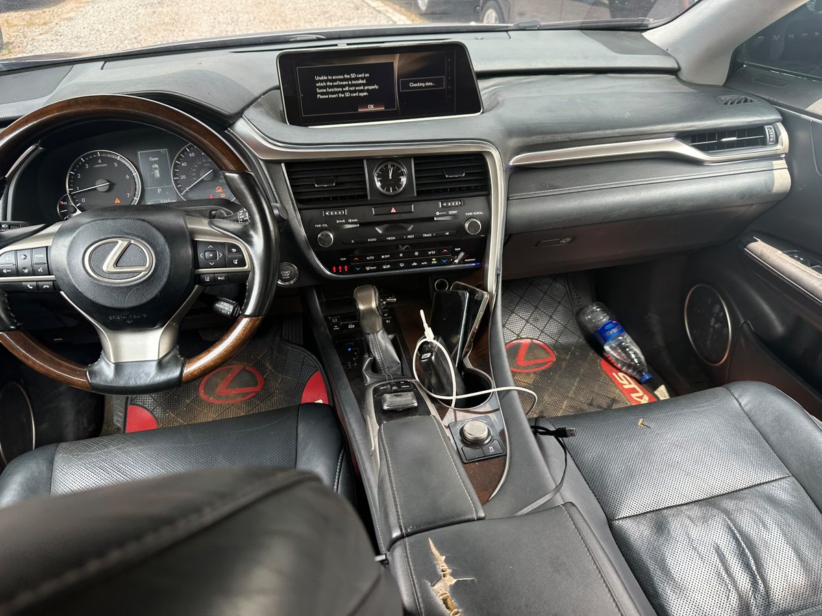 kar33mautos's tweet photo. Lexus RX350 2018 - 27.3M Naira. 

Gwarimpa, Abuja. https://t.co/HXESuidUEQ