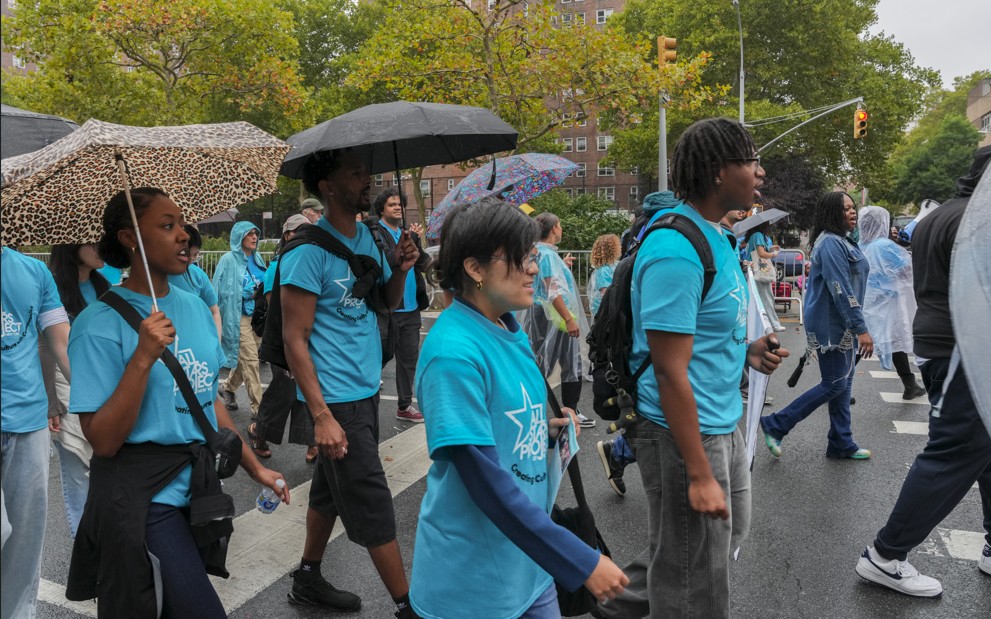 AllStarsProject's tweet photo. 🌟 On Sun Sept. 20 we marched in Harlem’s African American Day Parade under the banner: “Always All Stars!” Thanks to all those who joined us for this important event 🙌🏾 #AllStarsProject #AlwaysAllStars #AfricanAmericanDayParade #Harlem #Community https://t.co/mxJN4YJ81D