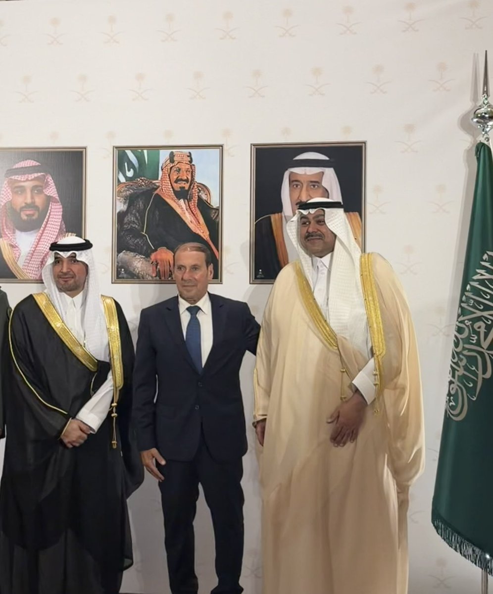mmeljamal's tweet photo. في احتفالية العيد الوطني ال ٩٦ للمملكة العربية السعودية 🇸🇦، دارة السفير السعودي #اليرزة https://t.co/yEViH4FePT