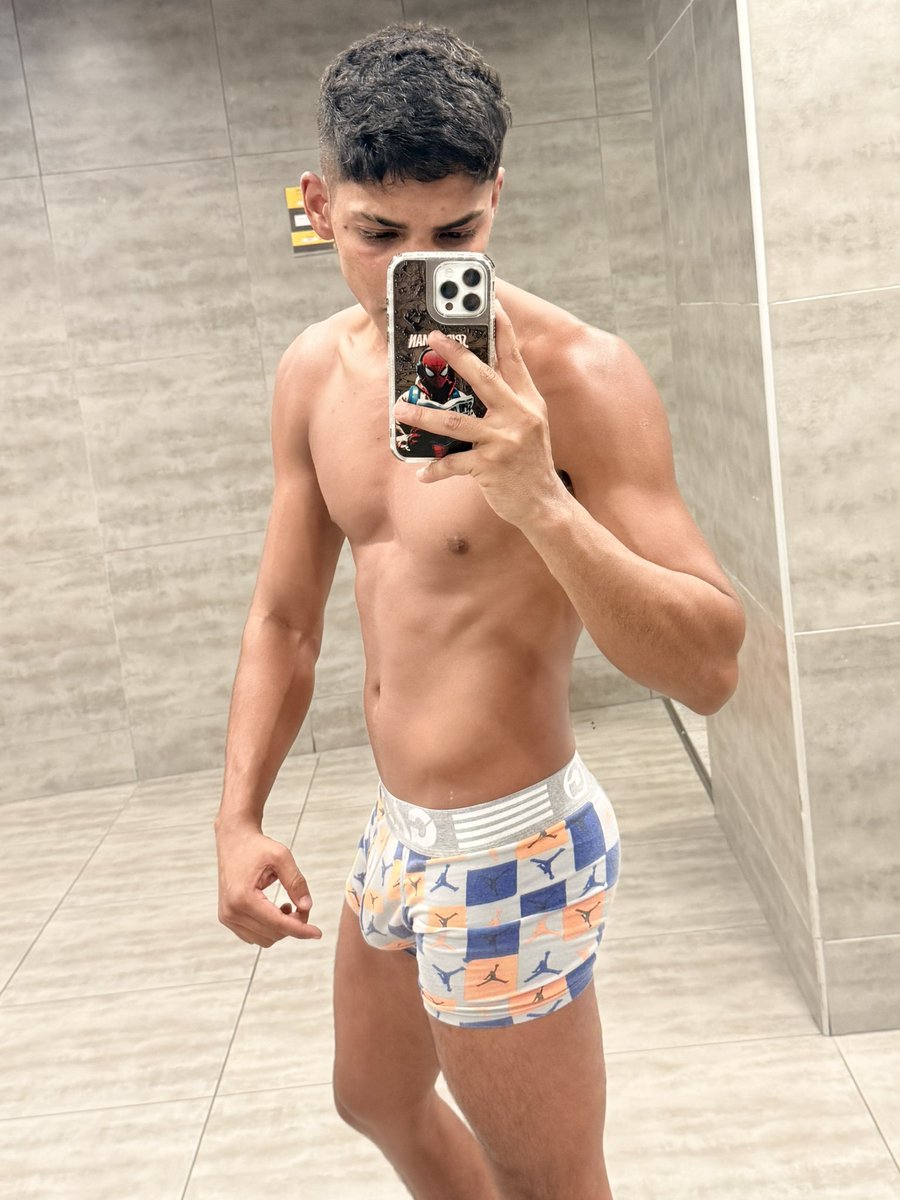 MaikolDuque2001's tweet photo. Wata🌺

Telegram 📸 Canal VIP 🥵🥵
https://t.co/ef9UAER7bI

Off🌺
https://t.co/t40VnQdQ7Z https://t.co/ggzFHgxH5i