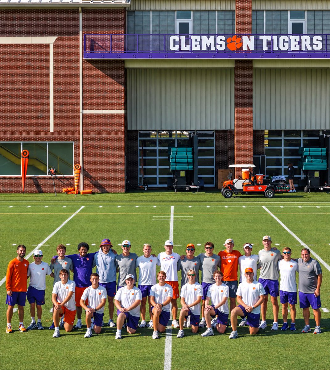 Kwray54's tweet photo. National Athletic Equipment Managers Week! We have the honor the Best to Ever Do It. Keenan Ray. Keep making us Proud Son. We Love You! #EquipmentManager #RayMen #AllIn #GoTigers https://t.co/qG4DPtOLcB