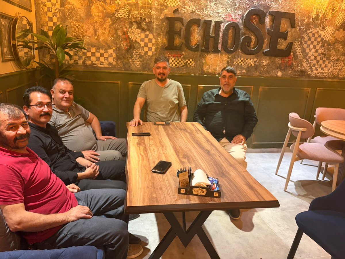 gokhangok44's tweet photo. MHP Darende Önceki Dönem ilçe başkan yardımcısı Soner Fırat'ın #Malatya Darende İlçemizde açmış olduğu ECHOSE adlı Cafe'ye hayırlı olsun ziyaretinde bulunduk.

Ülküdaşlık hukuku; zamana, mekana ve koşullara bağlı olmayan sarsılmaz bir bağdır.

Misafirperverliği için kendisine teşekkür ediyorum.

Birliğimiz daim olsun.