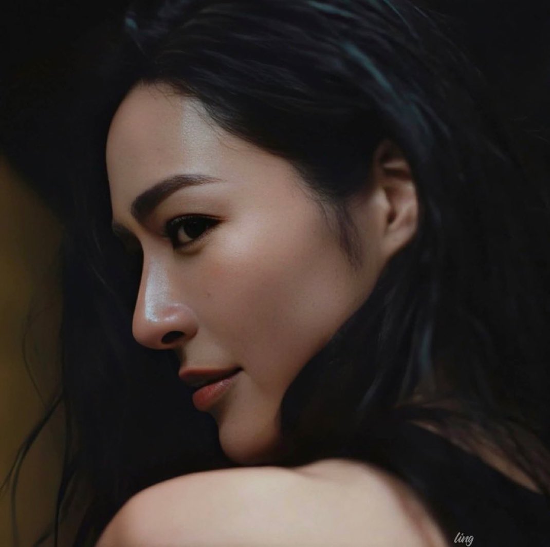 DaniE_0011's tweet photo. Estoy amando tanto a Calvin Klein … de verdad quiero darle mi dinero por la maravillosa colaboración con Lingling ❤️😍❤️😍 https://t.co/apJsLfSjpN