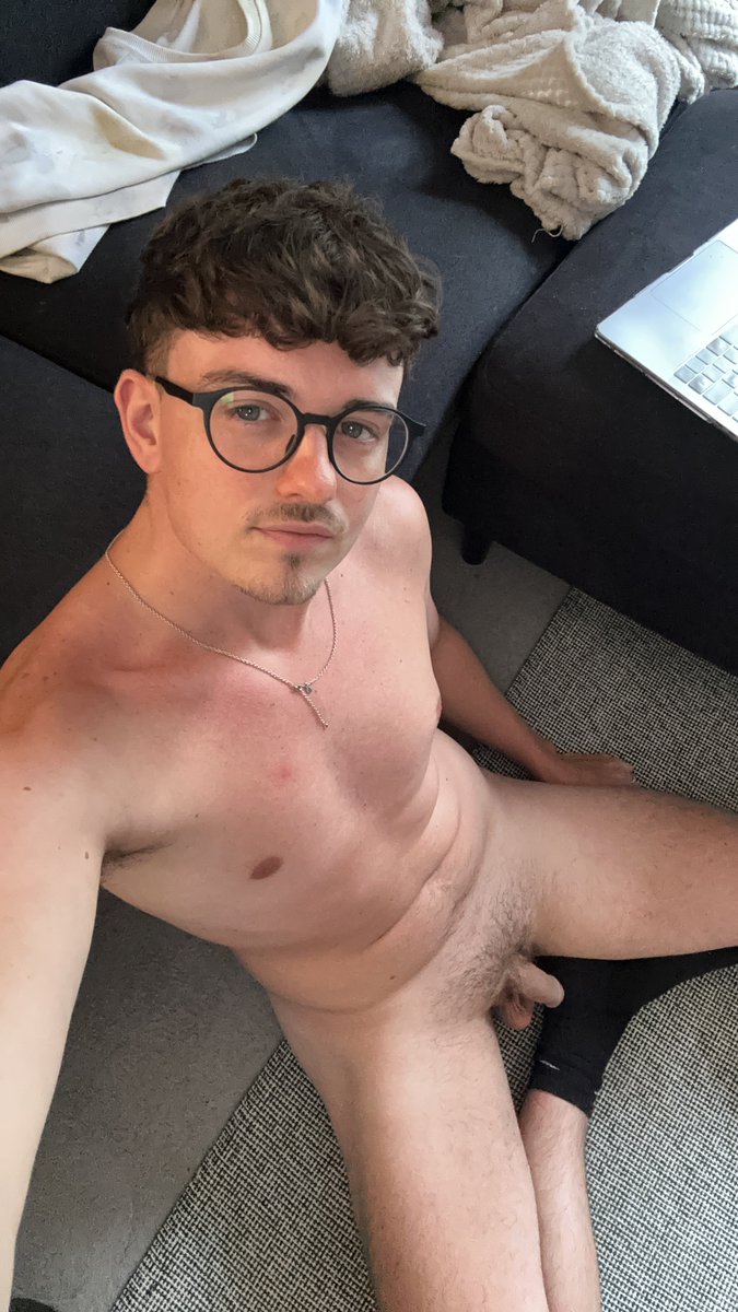 JtpeachOF's tweet photo. Not so innocent am I  😜 https://t.co/TFlJv3QSks