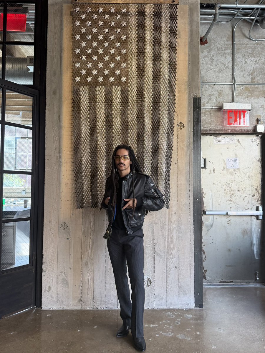 whoisluka's tweet photo. Leather jacket season https://t.co/qWZWcgzK8l