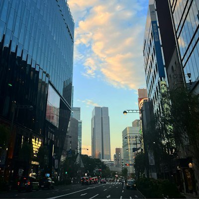 dracu1972's tweet photo. なんで今日こんなにコーヒー飲んでるんだろう…あ、退屈だからか ☕ https://t.co/rmOpwSwxpI