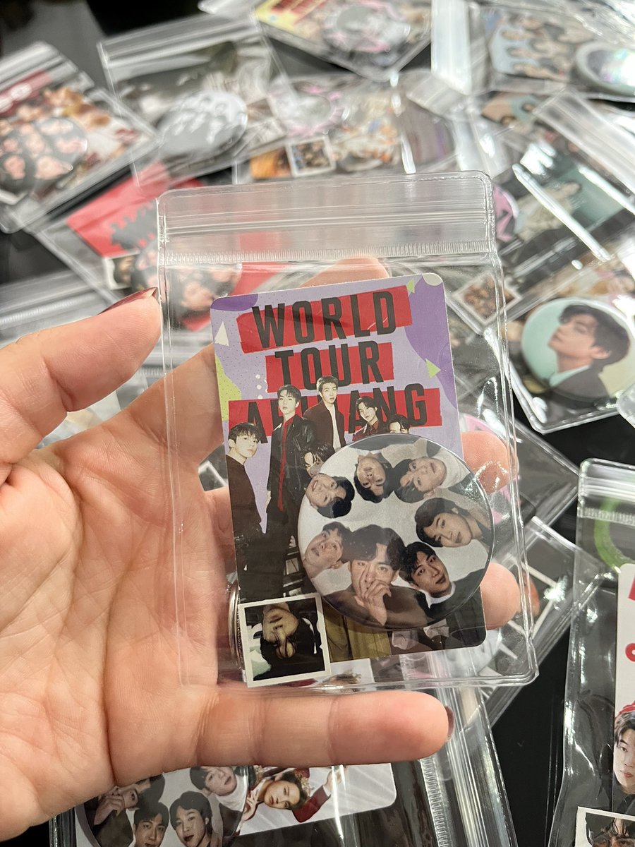 rkrivejoon's tweet photo. montando os freebies do dia 30 e 31 💜 https://t.co/7cHXTD2Gw5